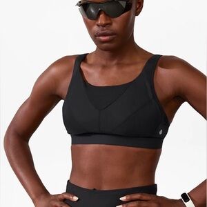 Athleta INVINCIBLE SPORTS BRA-Black